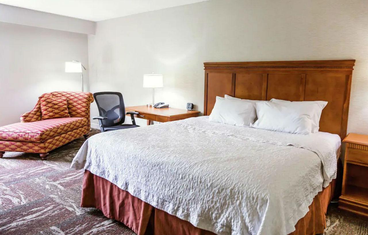Hampton Inn Oak Ridge Bagian luar foto