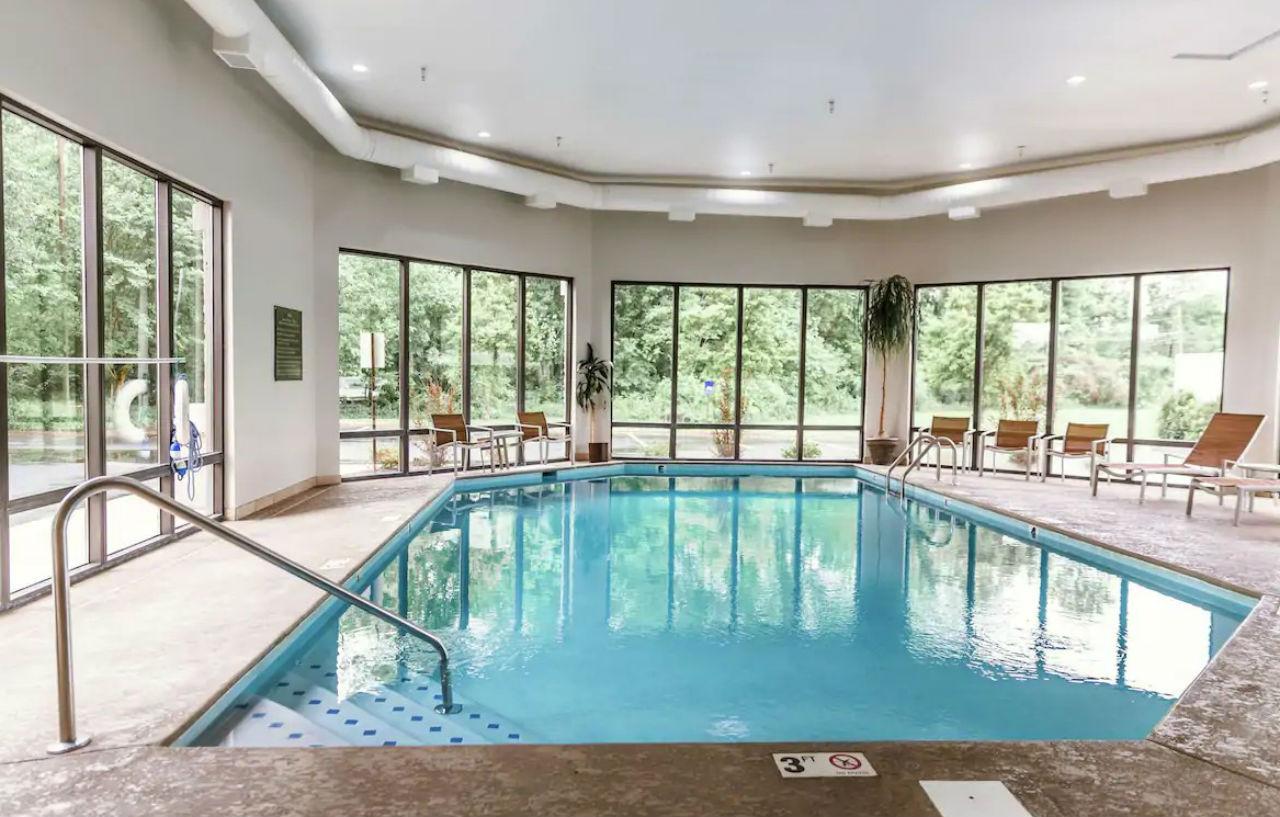Hampton Inn Oak Ridge Bagian luar foto