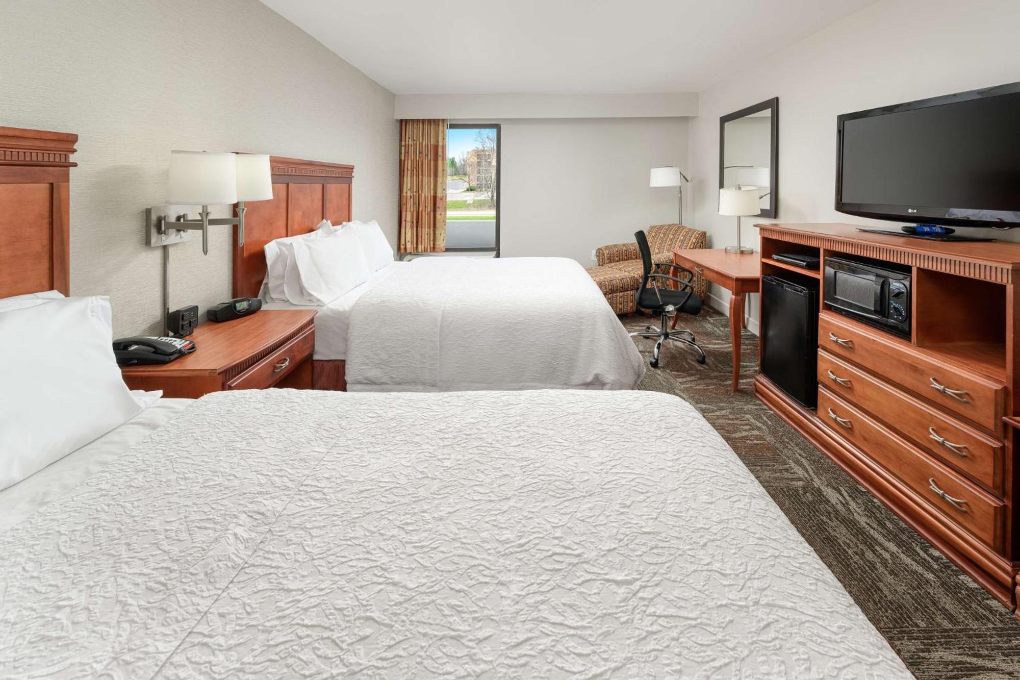 Hampton Inn Oak Ridge Bagian luar foto