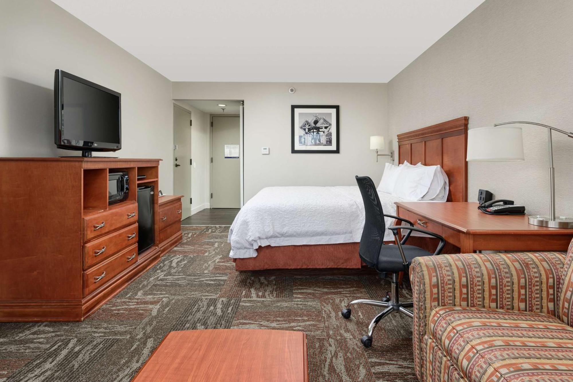 Hampton Inn Oak Ridge Bagian luar foto